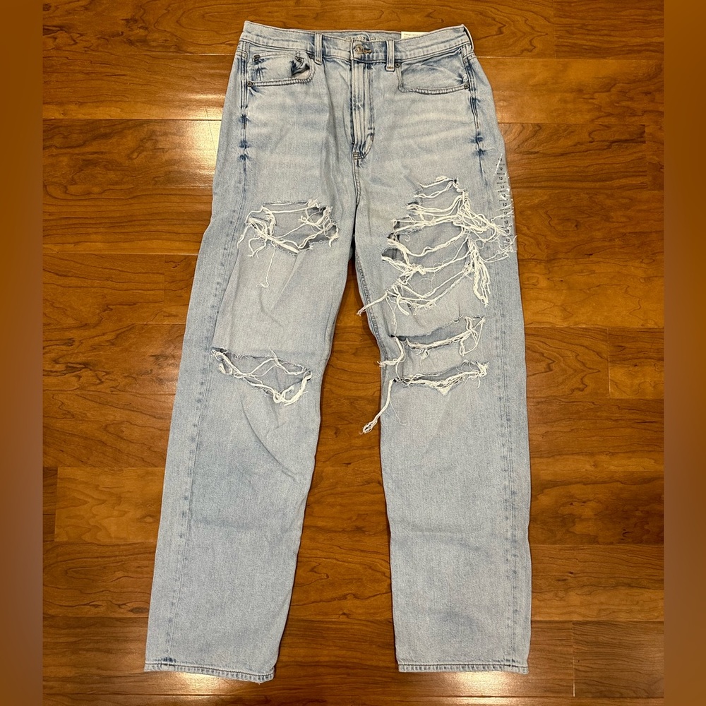 American eagle Mom Jeans